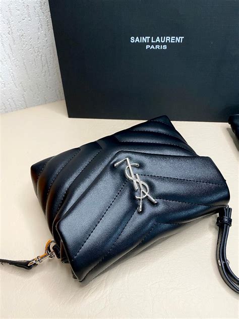 kabelka yves saint laurent